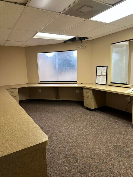 More Photos Of 2336 N Texas Ave, Pearland Medical For Lease