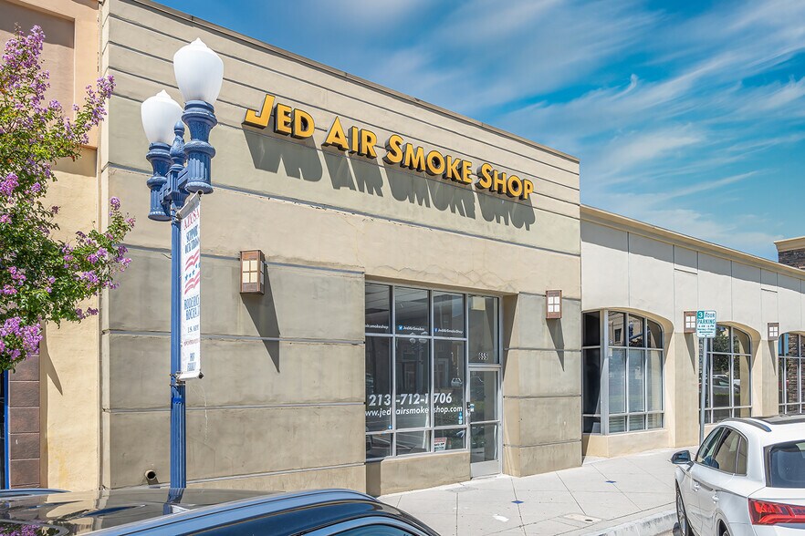 More Photos Of 100-136 W Foothill Blvd, Azusa Storefront For Sale