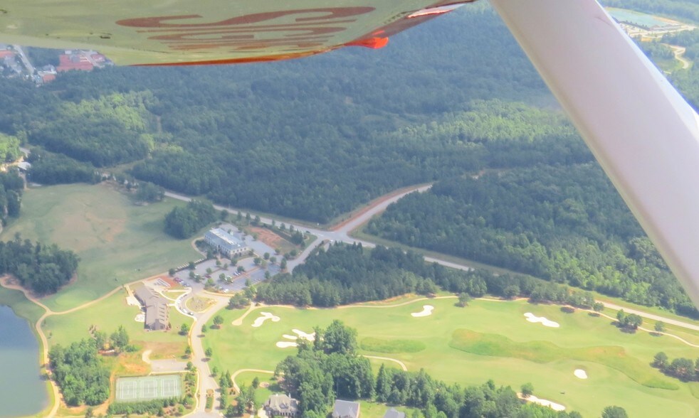 More Photos Of 300 Lester Mill Rd, Locust Grove Office For Lease