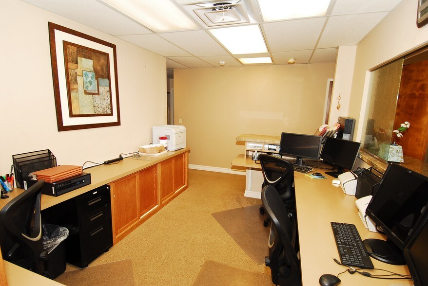More Photos Of 1105 Las Tablas Rd, Templeton Medical For Lease