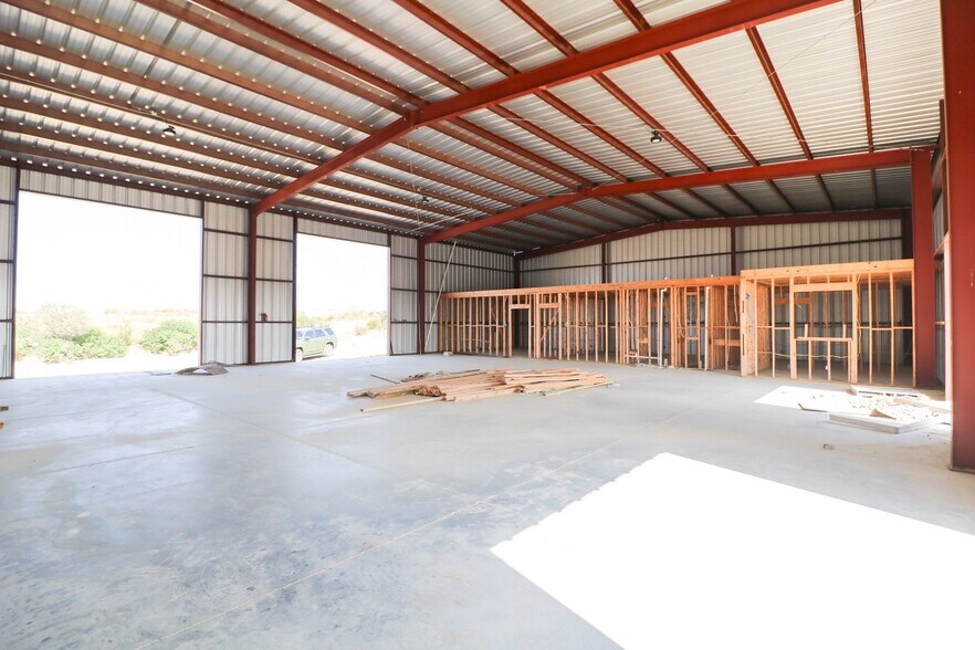 More Photos Of 311 Chicote Rd, Laredo Industrial For Sale