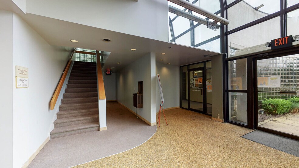 More Photos Of 10190-10198 Springfield Pike, Cincinnati Medical For Sale