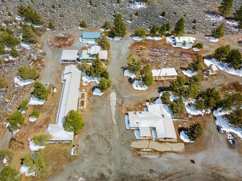 More Photos Of 17604 US-97 Hwy, Weed Apartments For Sale