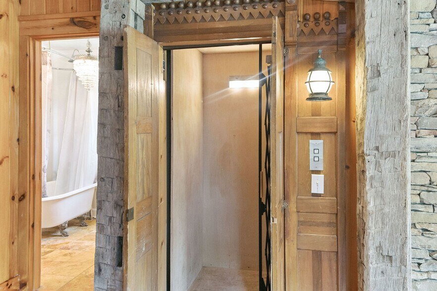 More Photos Of 1374 Peter Pond Rd, Ashland City Lodge Meeting Hall For Sale