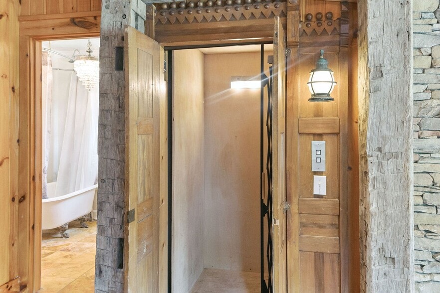 More Photos Of 1374 Peter Pond Rd, Ashland City Lodge Meeting Hall For Sale