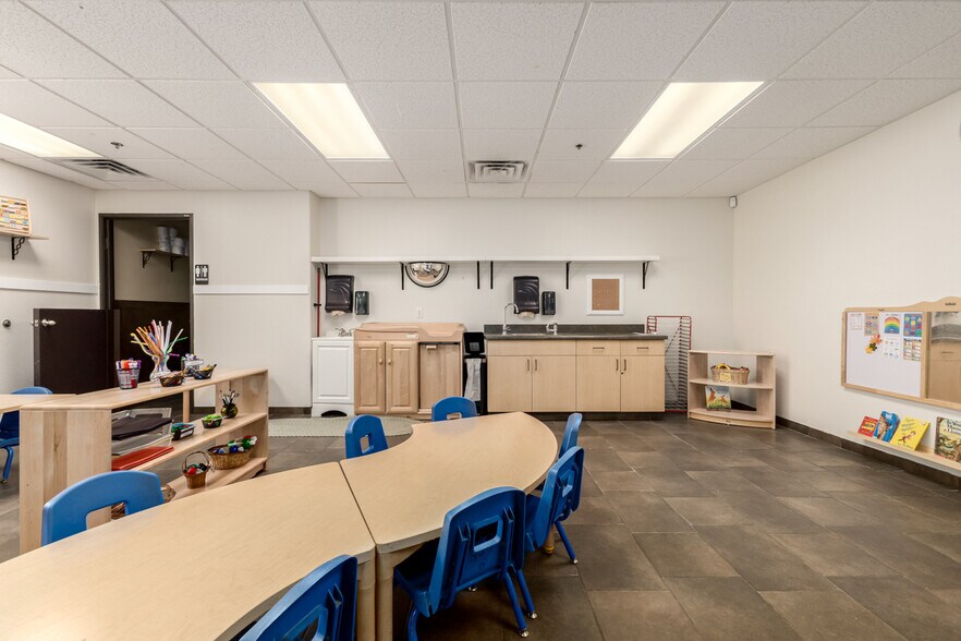 More Photos Of 1494 S Gilbert Rd, Gilbert Daycare Center For Lease