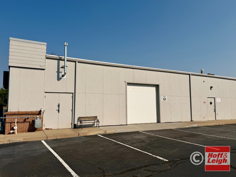 More Photos Of 12180 W Alameda Pky, Lakewood Unknown For Lease