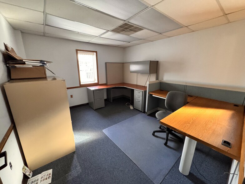 More Photos Of 55 E Main St, Carrollton Office For Sale