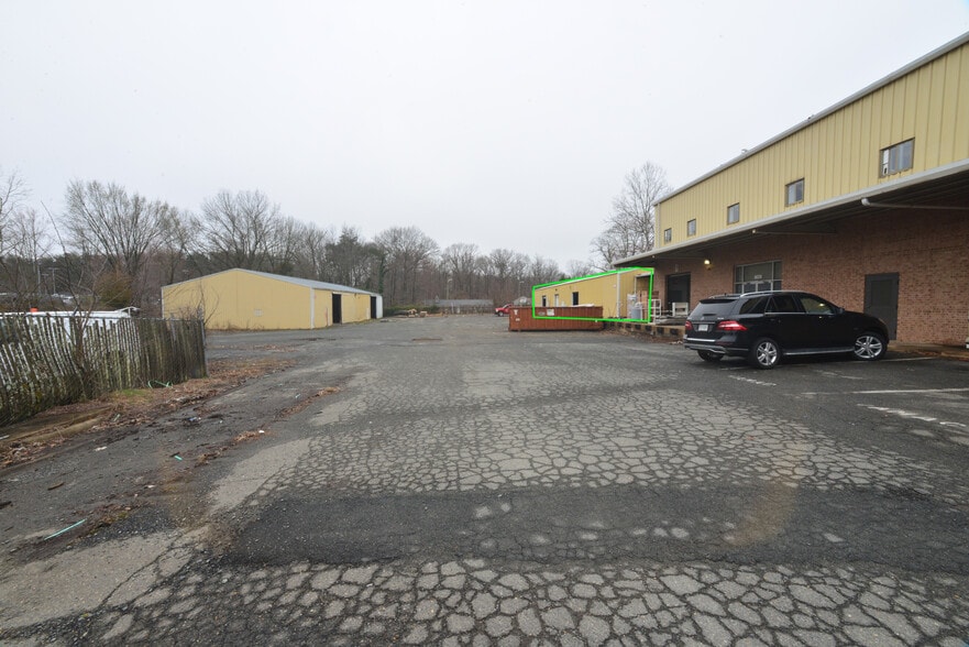 More Photos Of 8012-8022 Centreville Rd, Manassas Park, Manassas Park General Retail For Lease