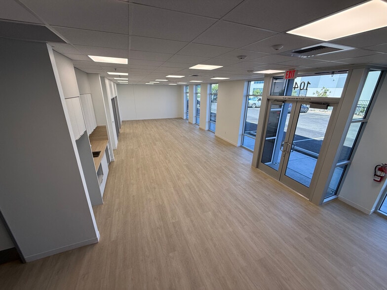 More Photos Of 2942 Lincoln Rd, Las Vegas Warehouse For Sale