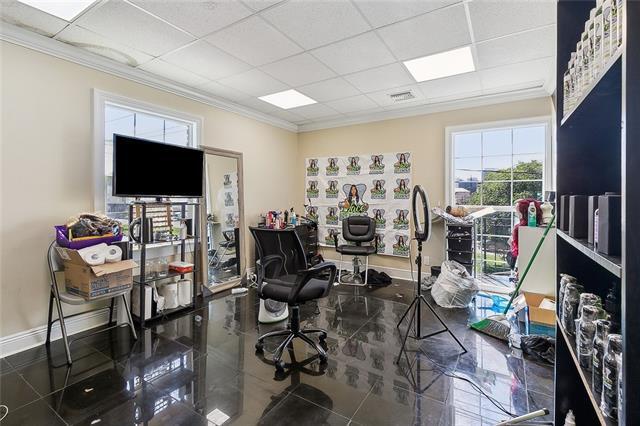 More Photos Of 301-303 S Broad St, New Orleans Office Residential For Sale