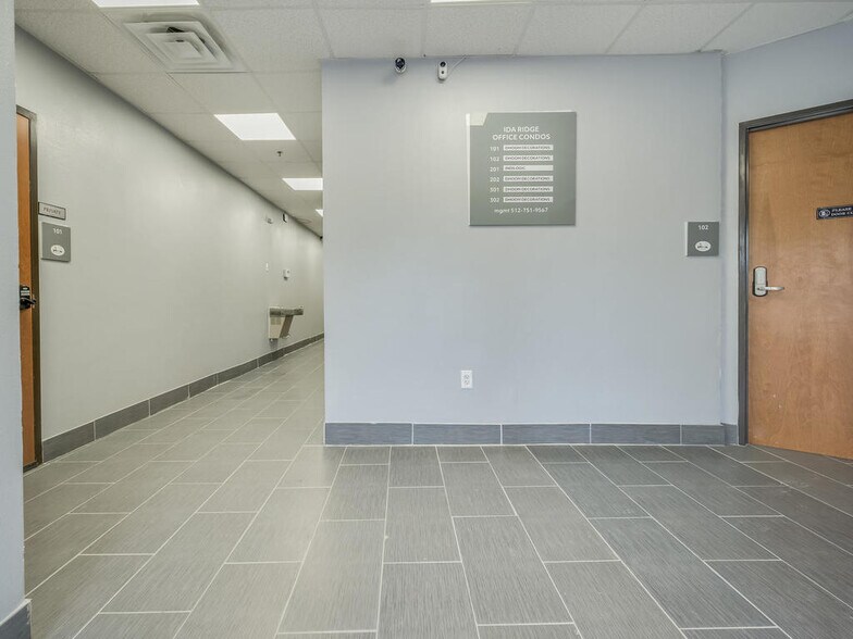 More Photos Of 13802 Ida Ridge Dr, Austin Office Residential For Sale