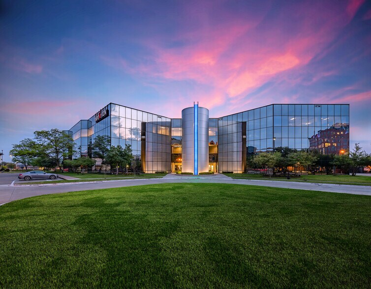 More Photos Of 800 E Campbell Rd, Richardson Office For Lease