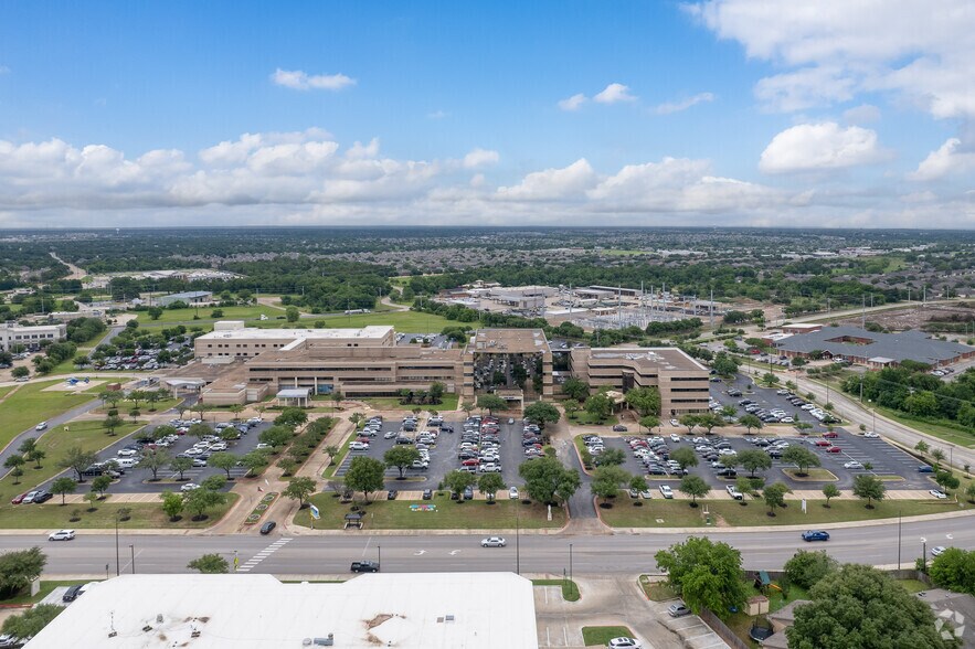 More Photos Of 1602 Rock Prairie Rd, College Station Medical For Lease