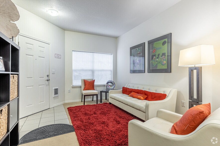 More Photos Of 2211 McKinney Ln, Lebanon Apartments For Sale