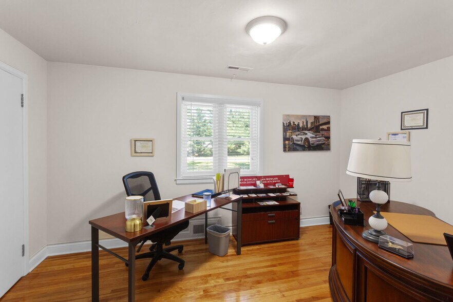 More Photos Of 2352 Jefferson Hwy, Waynesboro Office For Sale