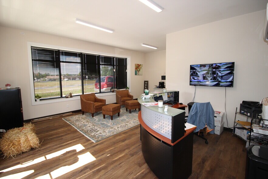 More Photos Of 1000 Highway 111, Cookeville Self Storage For Sale