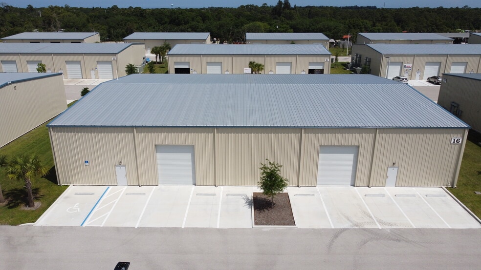 More Photos Of 5265 45th St, Vero Beach Unknown For Lease