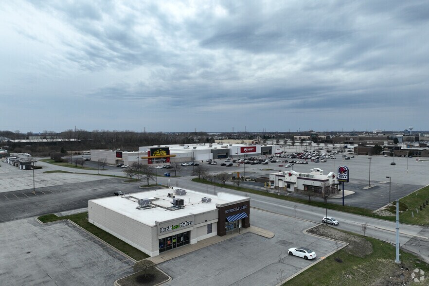 More Photos Of 2871 E 81st Ave, Merrillville Freestanding For Lease