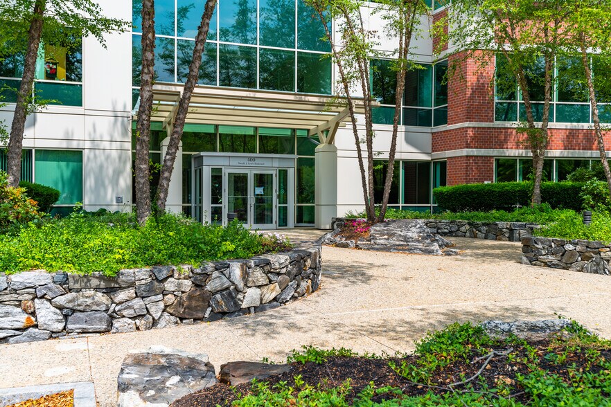 More Photos Of 400 Donald J Lynch Blvd, Marlborough Unknown For Lease
