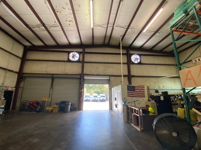 More Photos Of 430 Andalusia Ave, Ormond Beach Warehouse For Lease