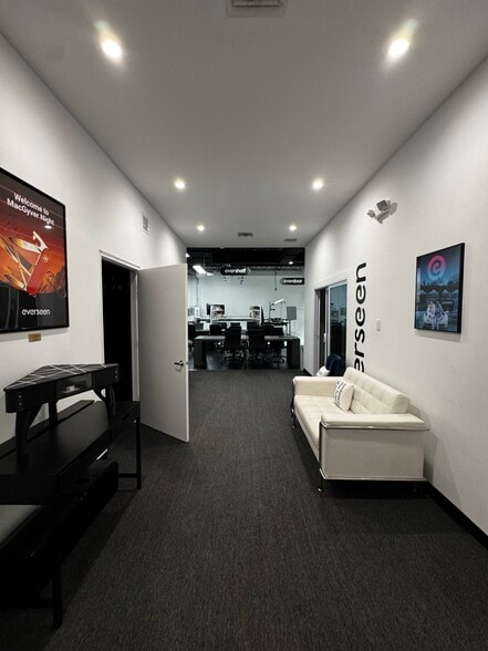 More Photos Of 167 NE 26th St, Miami Office For Lease