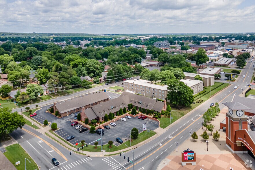 More Photos Of 420 W 4th St, North Little Rock Unknown For Lease