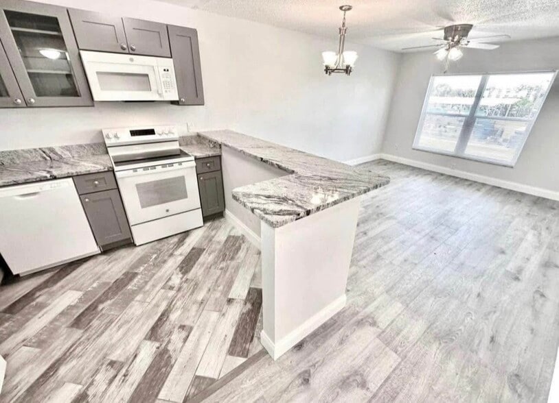 More Photos Of 4400 1st St N, Saint Petersburg Apartments For Sale