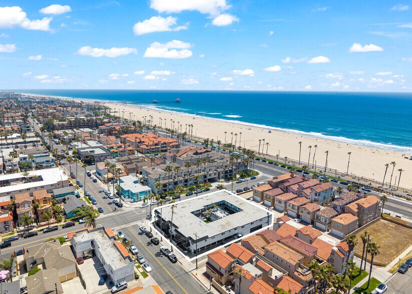 Primary Photo Of 125 16th St, Huntington Beach Apartments For Sale