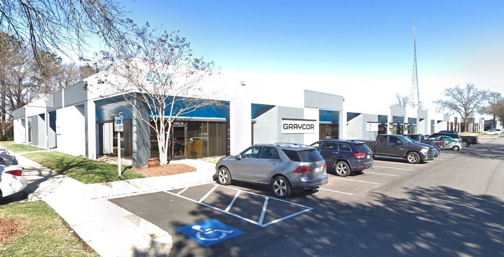 More Photos Of 4301 Stuart Andrew Blvd, Charlotte Light Distribution For Lease