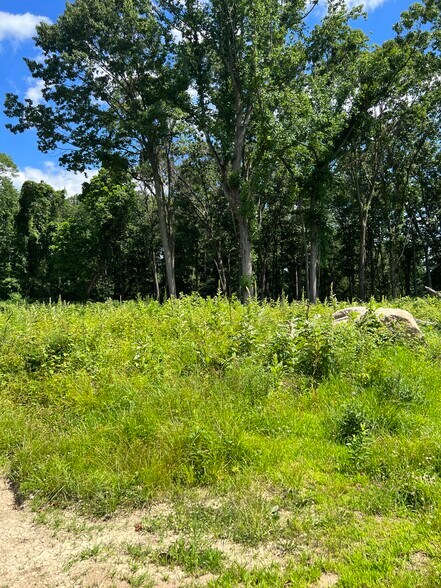 More Photos Of 131 Barclay Dr, Stamford Land For Sale