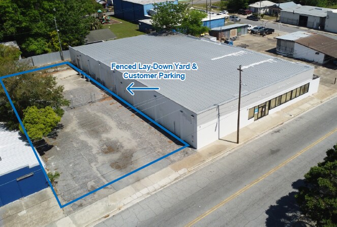 More Photos Of 1808 Norwich St, Brunswick Freestanding For Sale