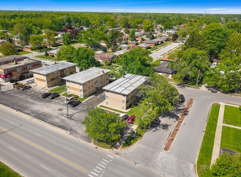 More Photos Of , Lansing Multifamily For Sale