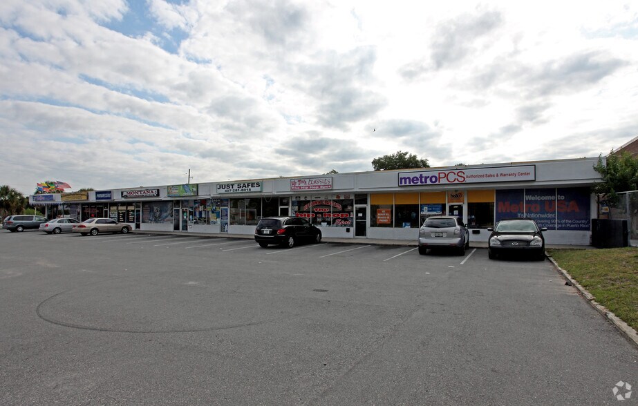 More Photos Of 505-519 N Semoran Blvd, Orlando General Retail For Lease