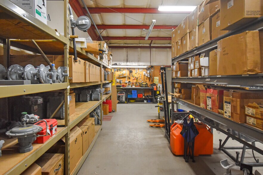 More Photos Of 603 E 2nd St, Ogallala Showroom For Sale