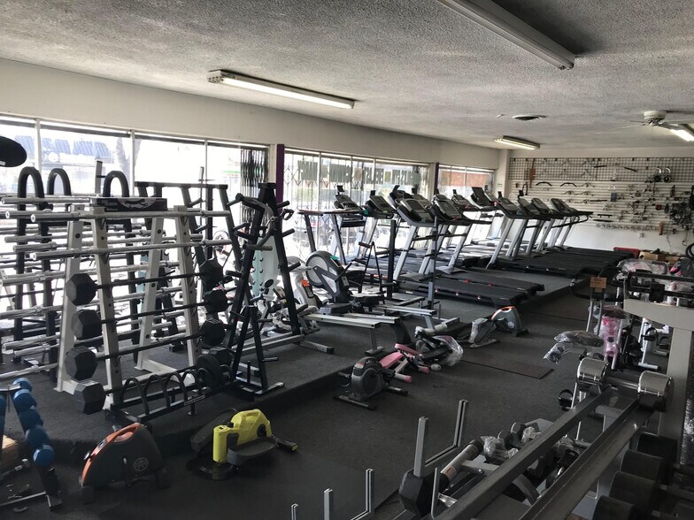 More Photos Of 4273 Florence Ave, Bell General Retail For Sale