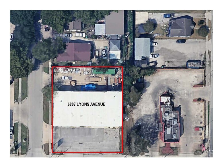 Primary Photo Of 6807 Lyons Ave, Houston Auto Repair For Sale