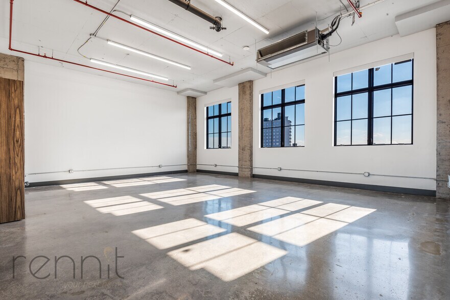 More Photos Of 640 Parkside Ave, Brooklyn Warehouse For Lease