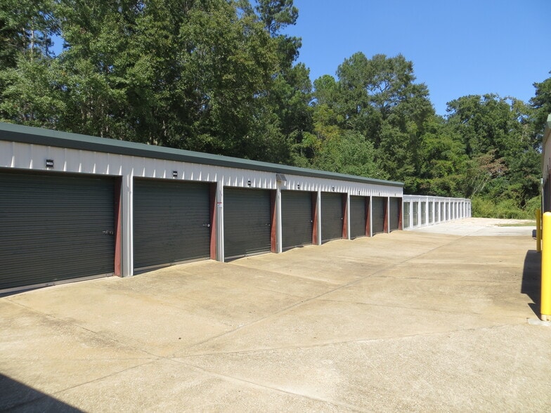 More Photos Of 123 Business Cir, Thomasville Self Storage For Sale