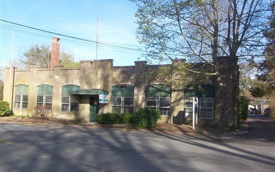 More Photos Of 20 Central St, South Easton Warehouse For Sale