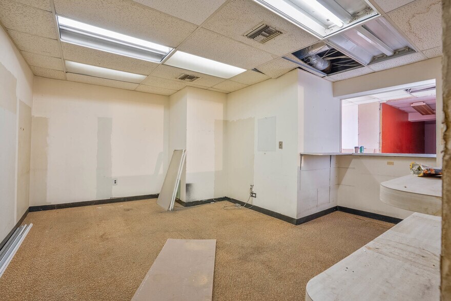 More Photos Of 14-18 N 52nd St, Philadelphia Storefront Retail Office For Sale