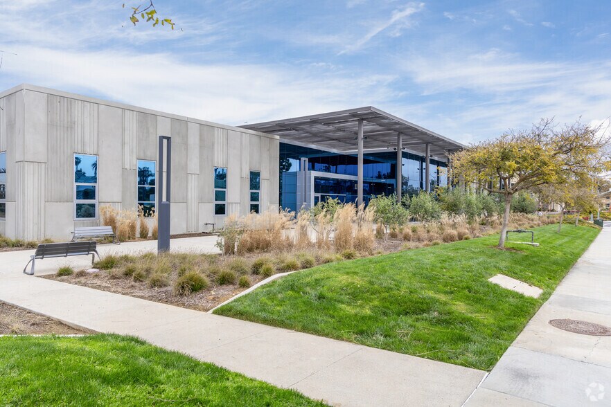 More Photos Of 5801 Van Allen Way, Carlsbad Warehouse For Lease