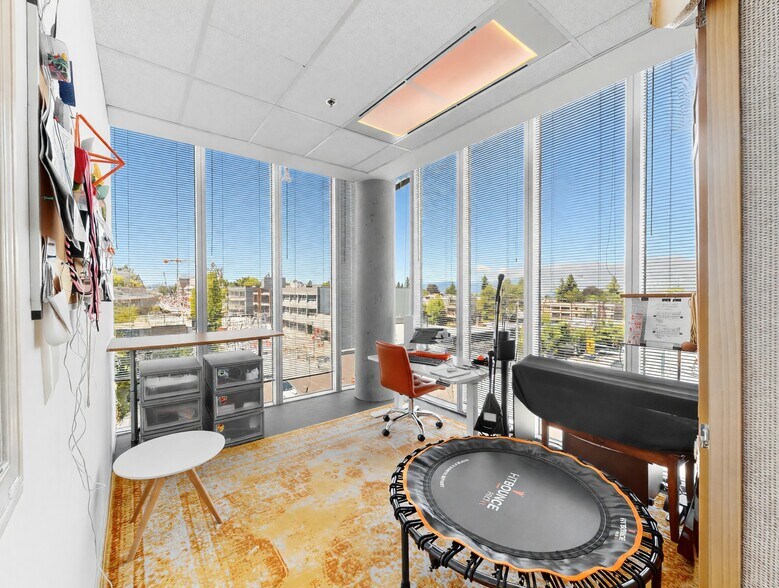 More Photos Of 1788 Broadway W, Vancouver Healthcare For Sale