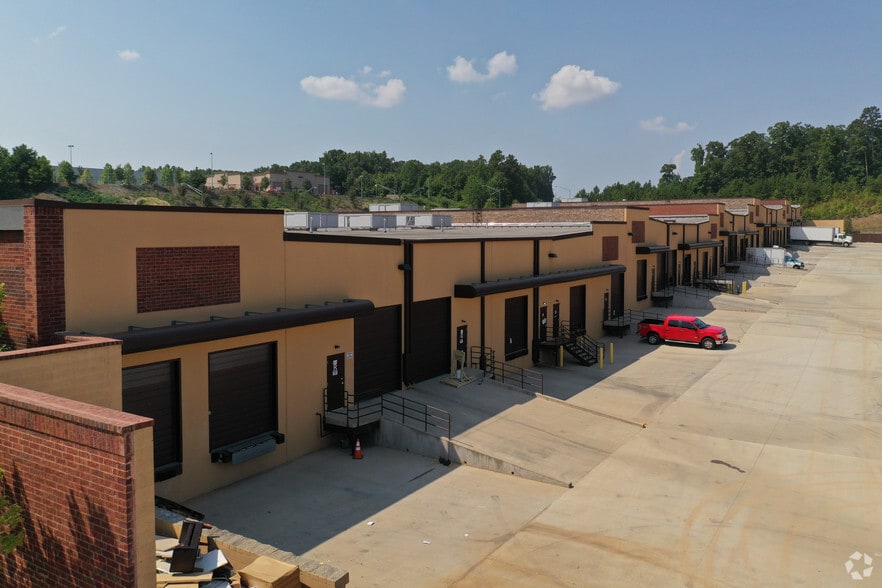 More Photos Of 2410 Satellite Blvd, Buford Unknown For Lease