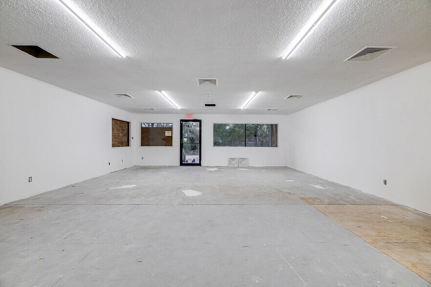 More Photos Of 667 Godfrey Rd SE, Allenhurst Specialty For Sale