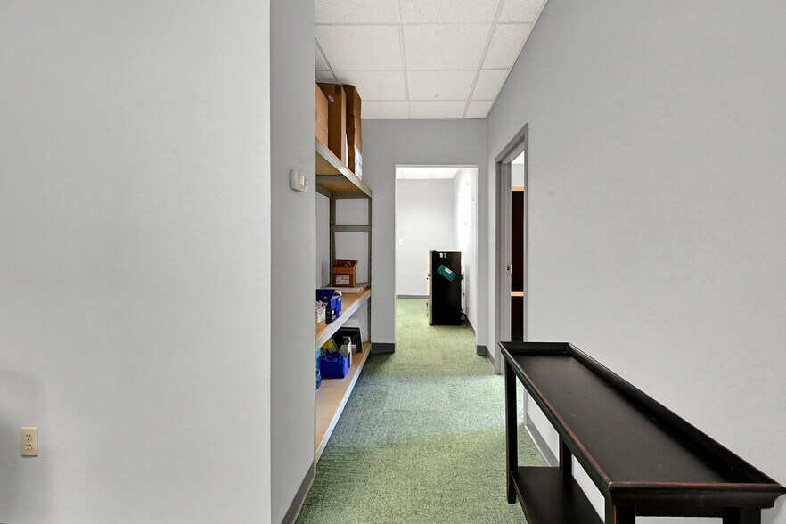 More Photos Of 4813 Jonestown Rd, Harrisburg Office For Lease