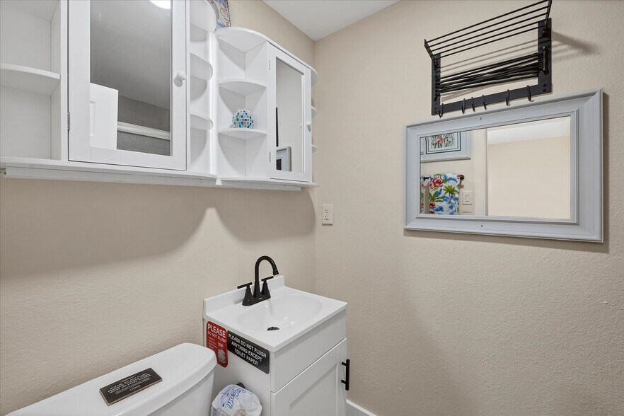 More Photos Of 115 Friendship Ln, Englewood Apartments For Sale