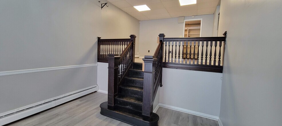 More Photos Of 644 N New St, Bethlehem Storefront For Lease