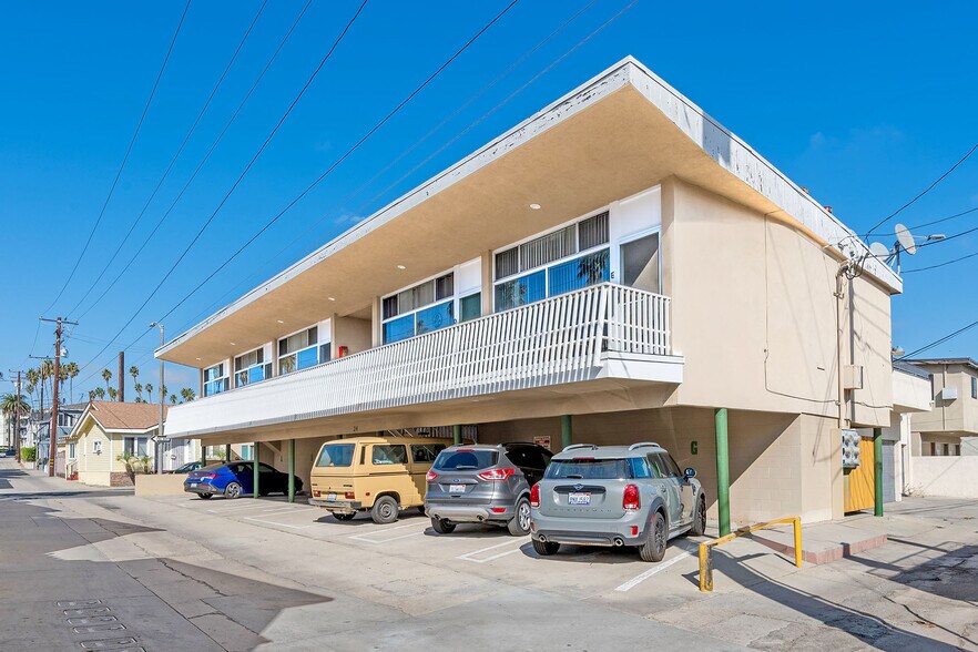 More Photos Of 24 Roswell Ave, Long Beach Apartments For Sale