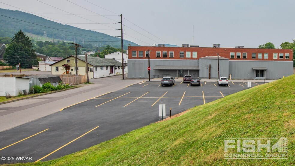 More Photos Of 110 Reynolds St, Williamsport Manufacturing For Sale